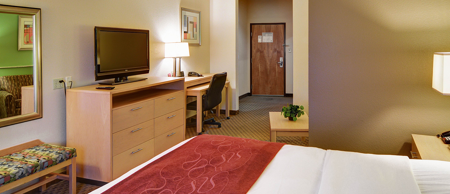 Comfort Suites Lindale, Tyler North, Provides Spacious, Modern, And Comfortable Accommodations